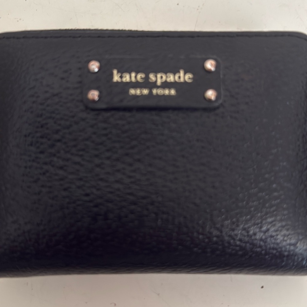 Kate Spade Jeanne Black Leather Zip Around Wallet Key Chain Ring Small - Picture 3 of 7